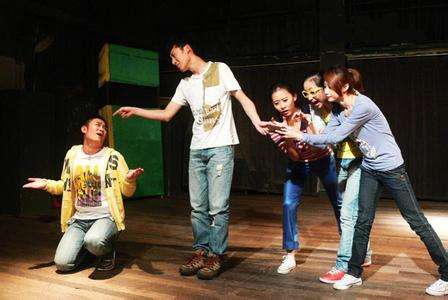 表演應該學習什么？